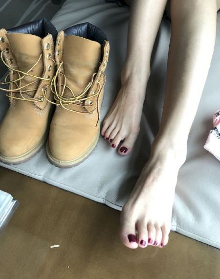 韩国美女裸爱露奶网站在线观看_蓝光在线播放
